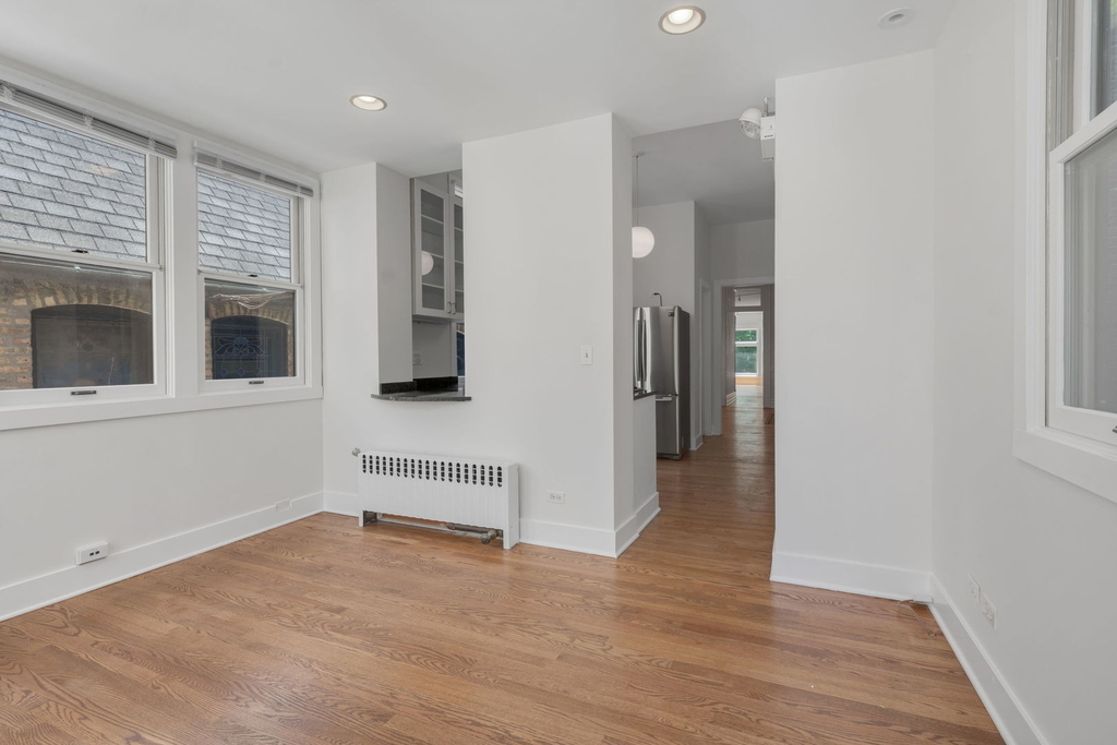 532 W Fullerton Parkway - Photo 11