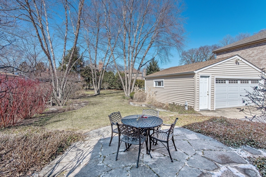 2322 Birchwood Avenue - Photo 18