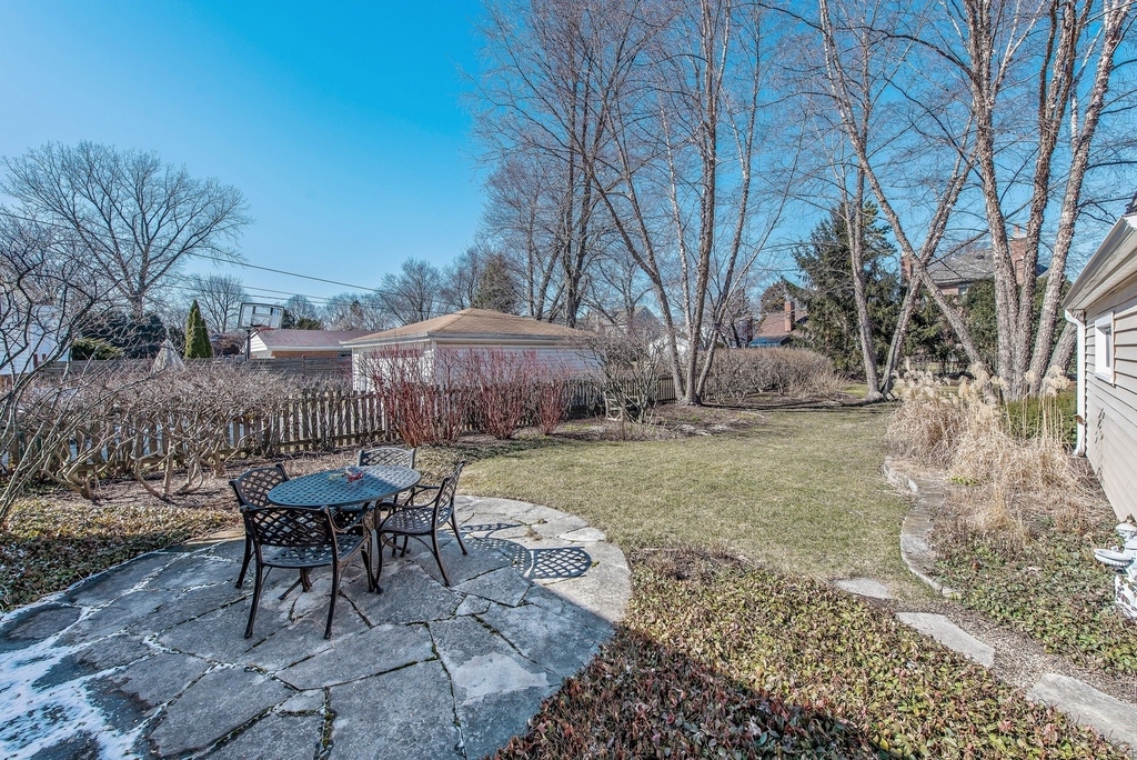 2322 Birchwood Avenue - Photo 14