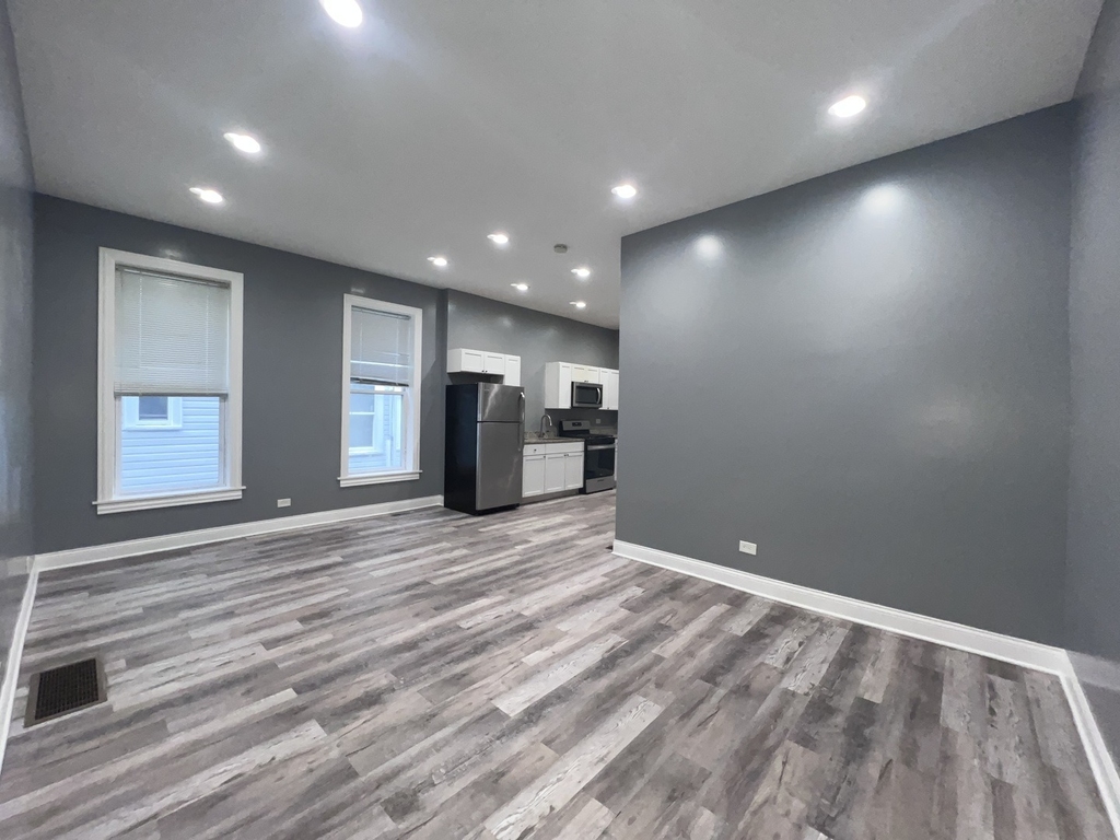 7057 S Normal Boulevard - Photo 17