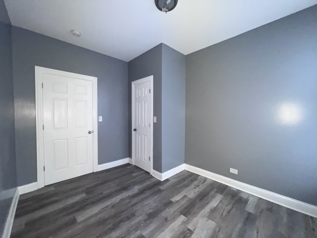 7057 S Normal Boulevard - Photo 13