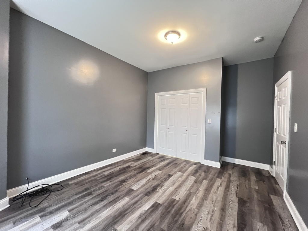 7057 S Normal Boulevard - Photo 3