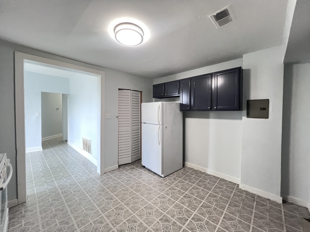7024 S Wentworth Avenue - Photo 36