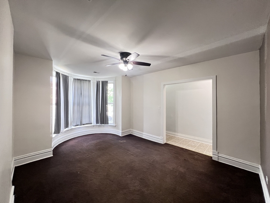 7024 S Wentworth Avenue - Photo 4