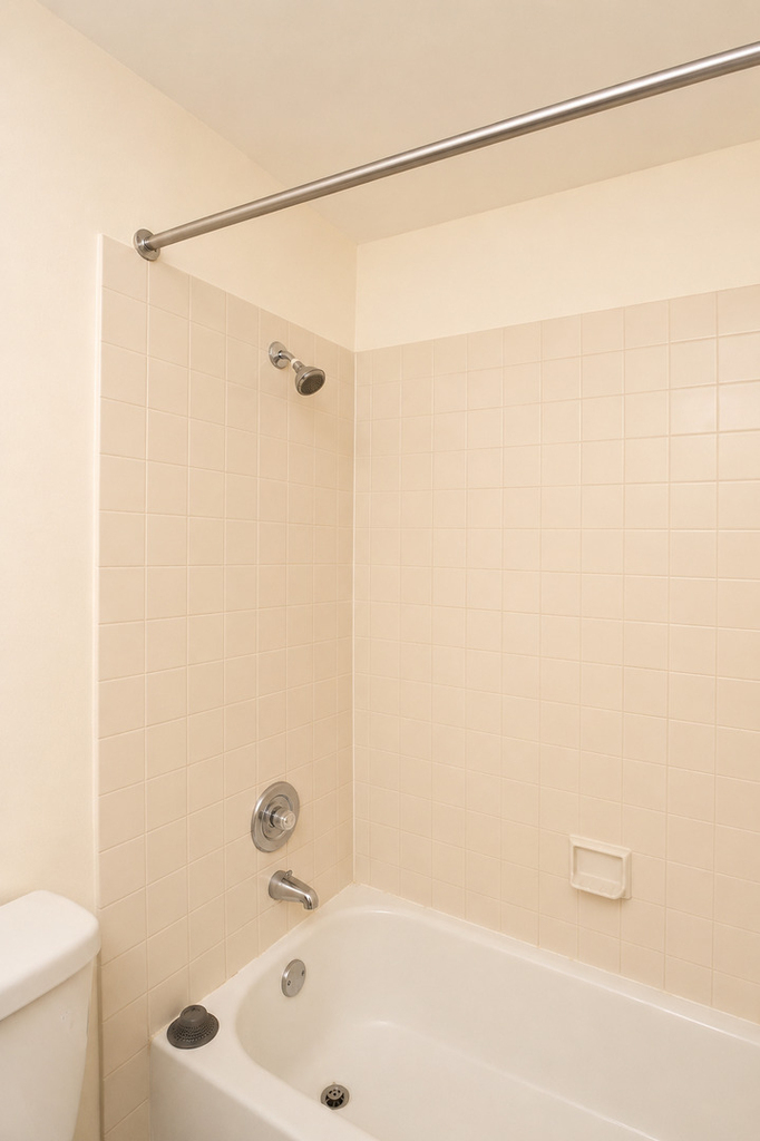 1811 Four Lakes Avenue - Photo 9