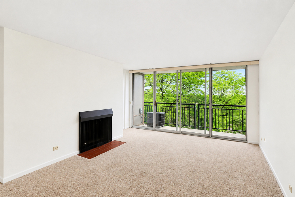 1811 Four Lakes Avenue - Photo 2