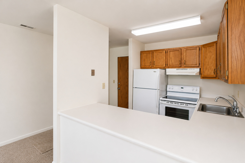 1811 Four Lakes Avenue - Photo 6