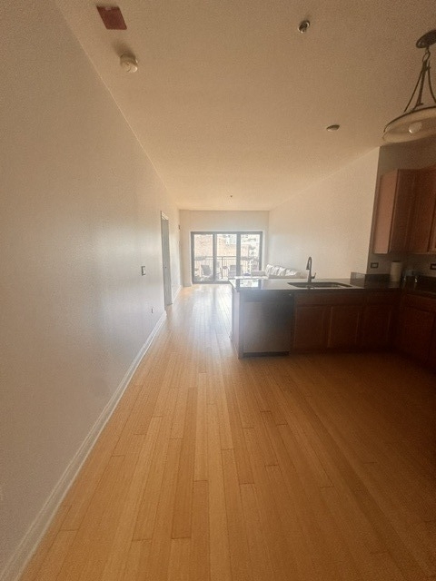 8 W Monroe Street - Photo 4