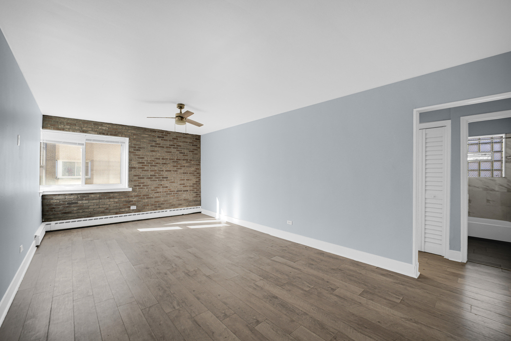 2046 E 72nd Place - Photo 15
