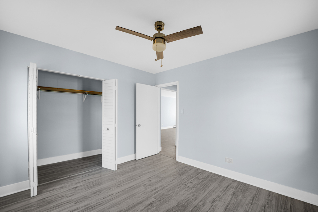 2046 E 72nd Place - Photo 12