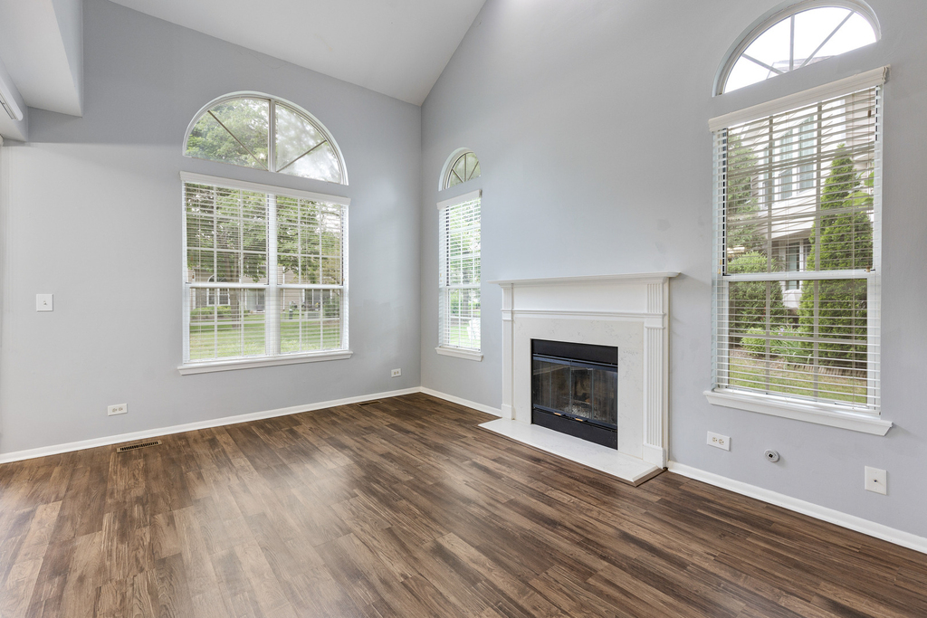 1175 Regency Drive - Photo 9