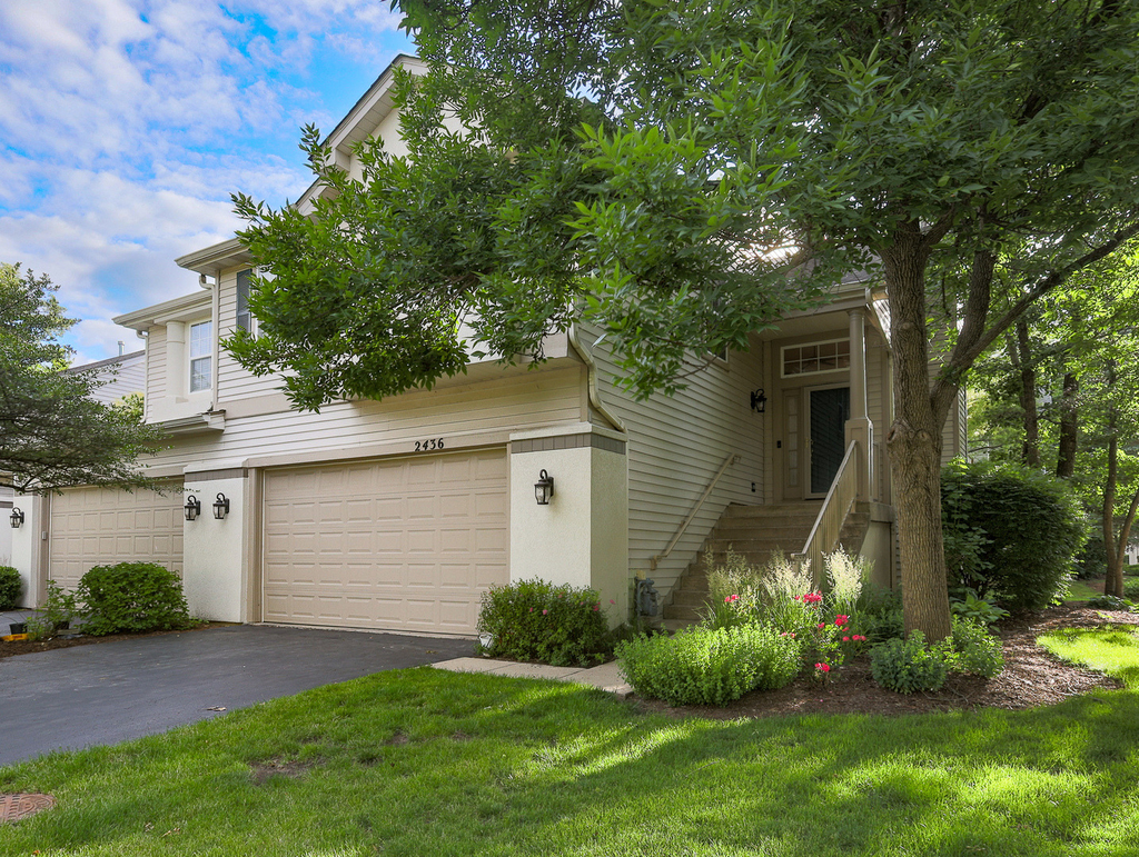 2436 Madiera Lane - Photo 1
