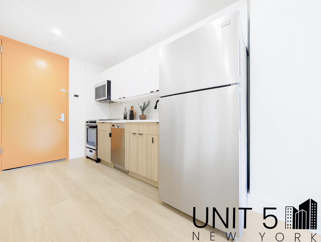 1312 Lincoln Place - Photo 8