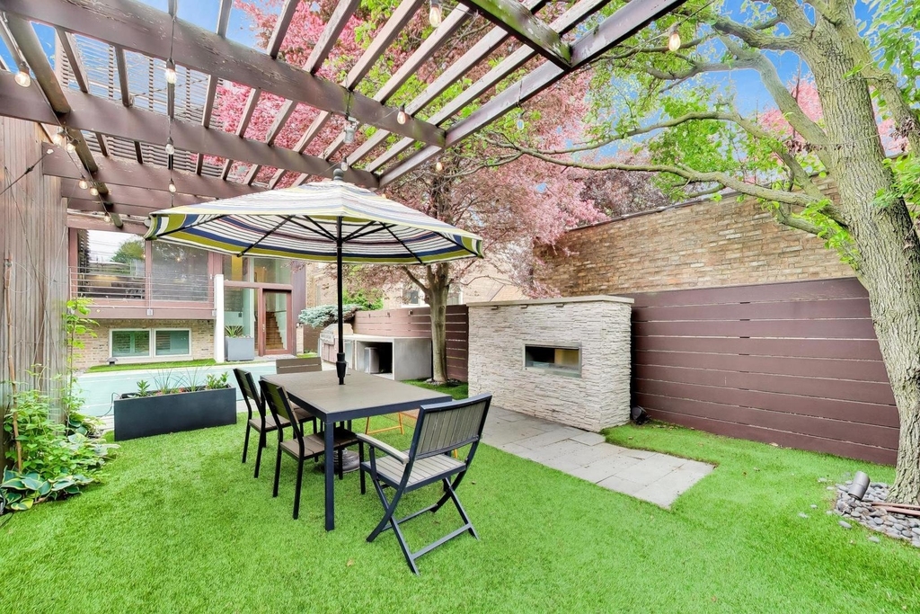 2010 W Bradley Place - Photo 55