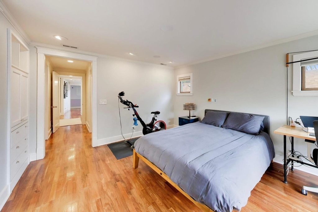2010 W Bradley Place - Photo 24
