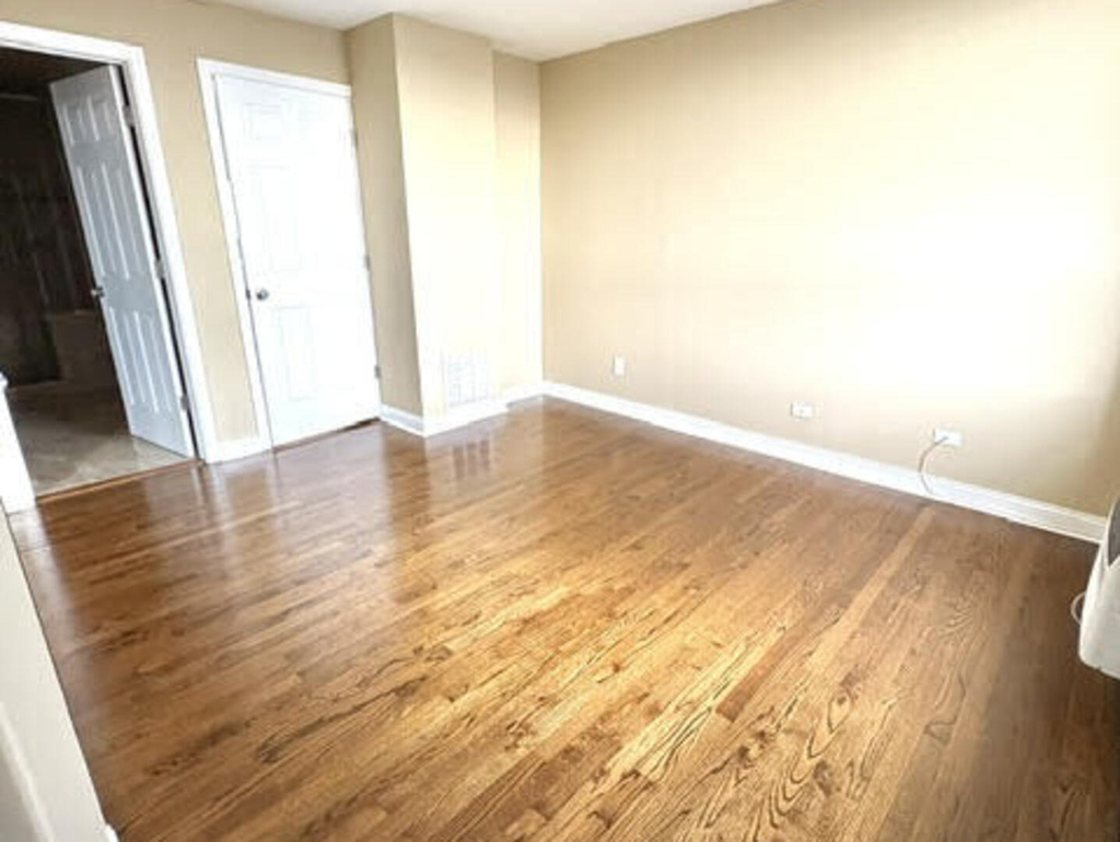 1360 N Sandburg Terrace - Photo 18