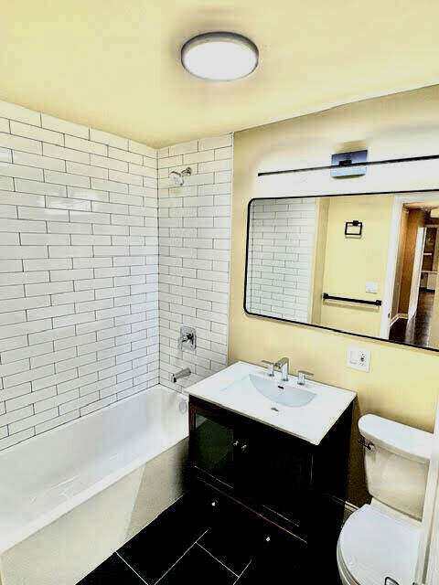 1360 N Sandburg Terrace - Photo 20