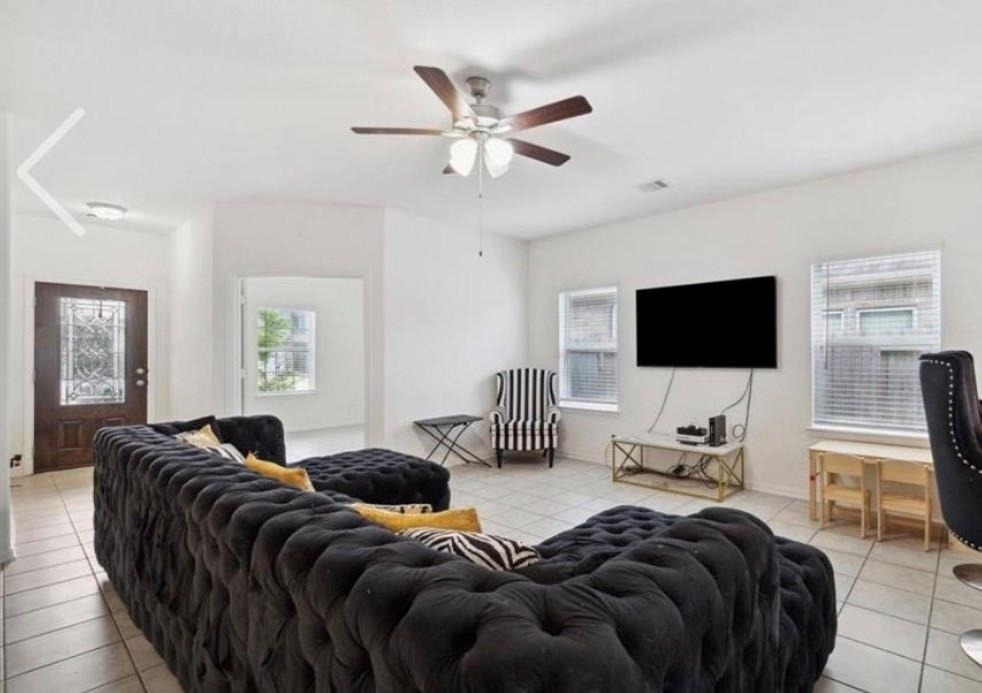 8711 Willet Street - Photo 2