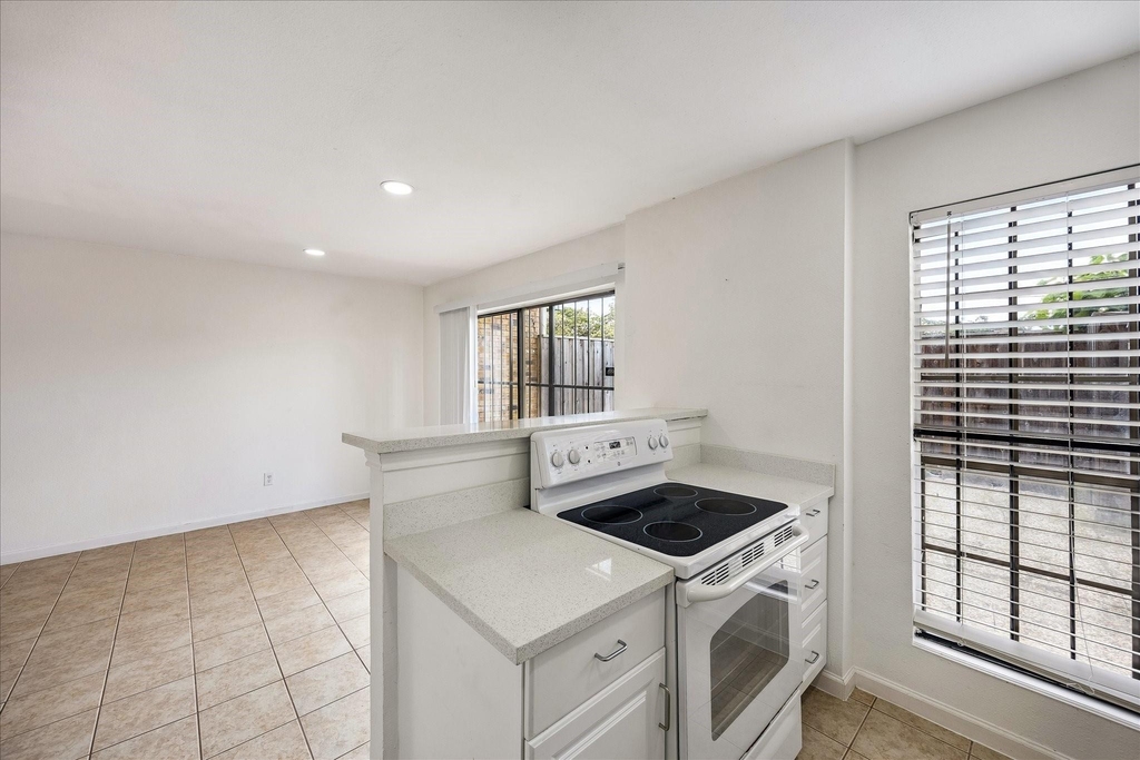 6645 Wanda Lane - Photo 11