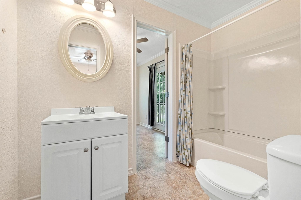 6717 Carver Avenue - Photo 7