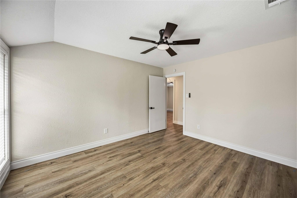 5702 Old Lodge Drive - Photo 20