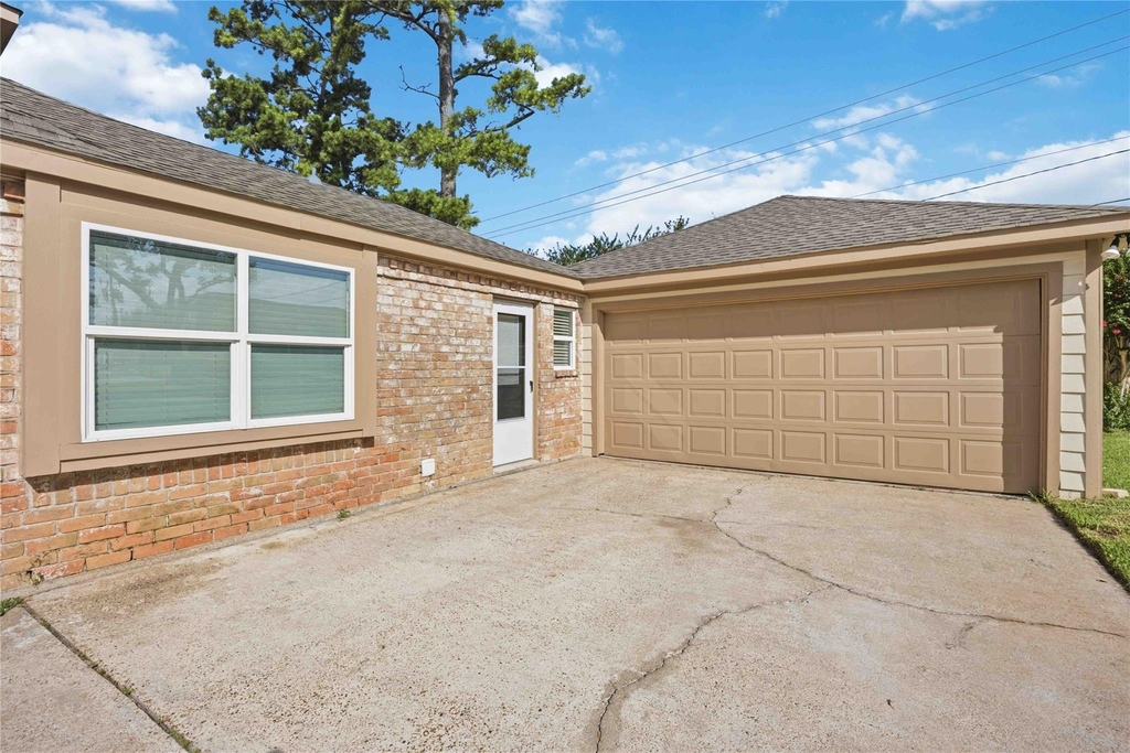 5702 Old Lodge Drive - Photo 26