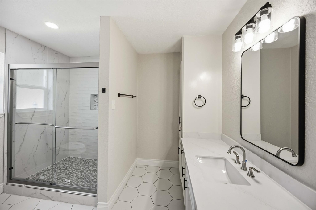 5702 Old Lodge Drive - Photo 14