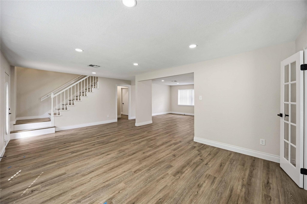 5702 Old Lodge Drive - Photo 6