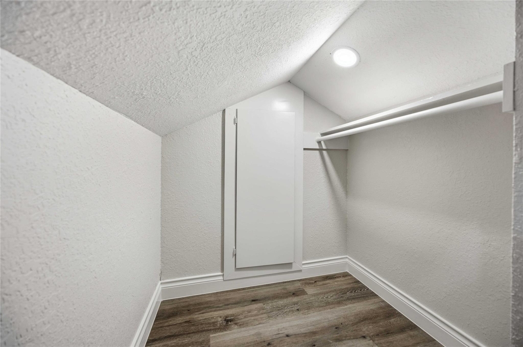5702 Old Lodge Drive - Photo 18