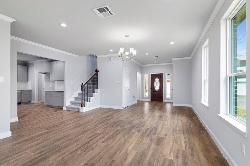 7655 Ameswood Road - Photo 7