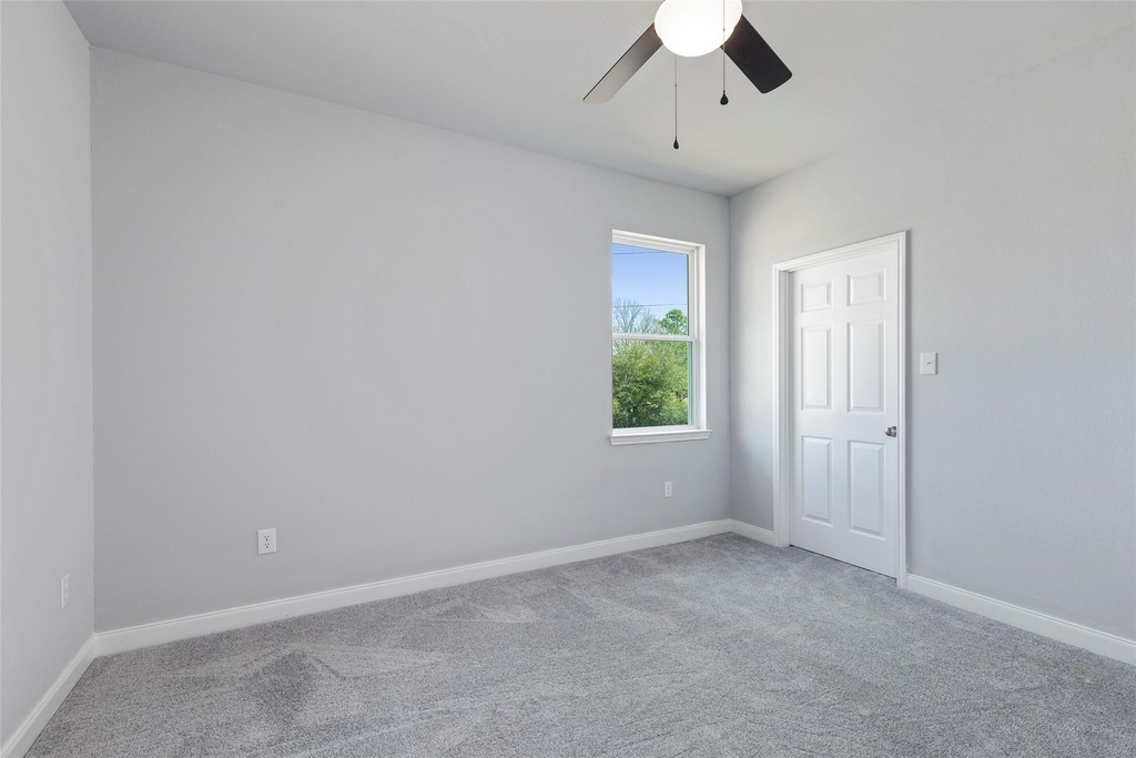 7655 Ameswood Road - Photo 21