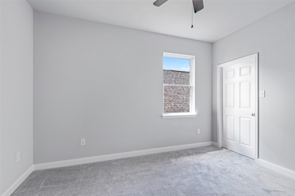 7655 Ameswood Road - Photo 22