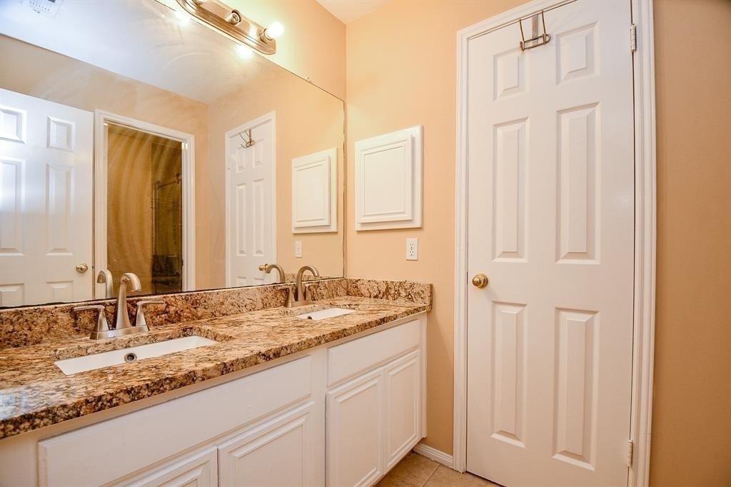 21219 Flat Creek Lane - Photo 11