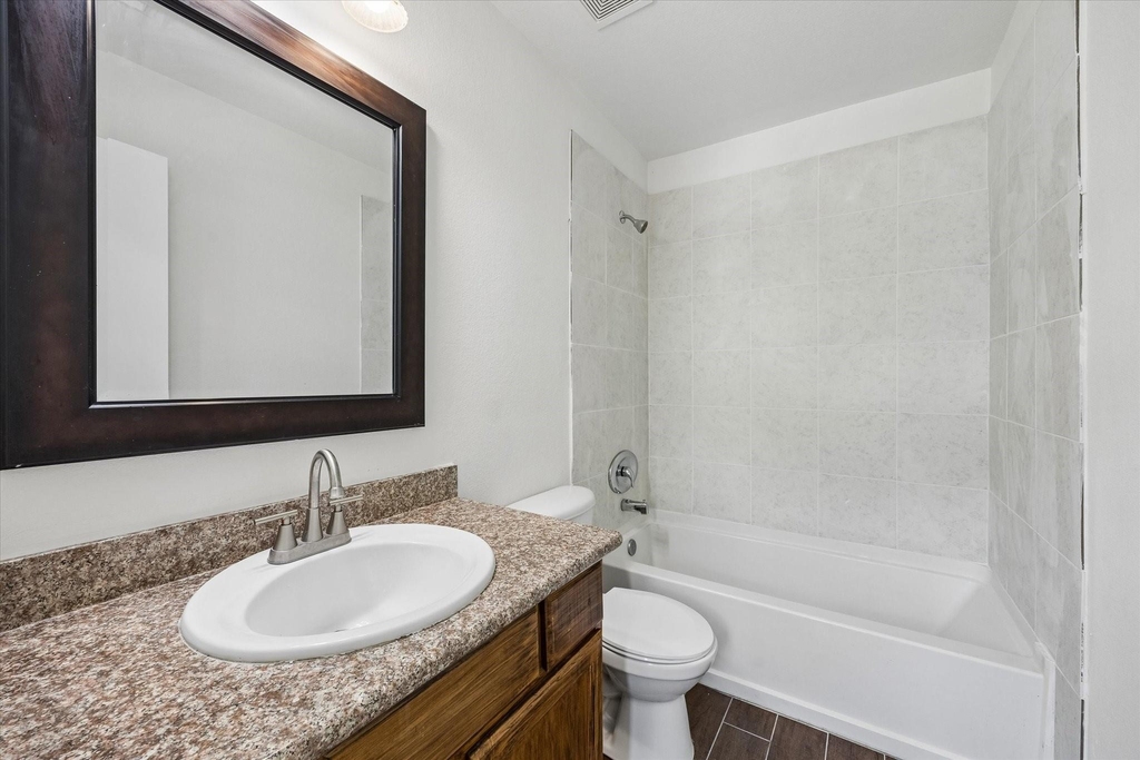 6106 Settlers Lake Circle E - Photo 17