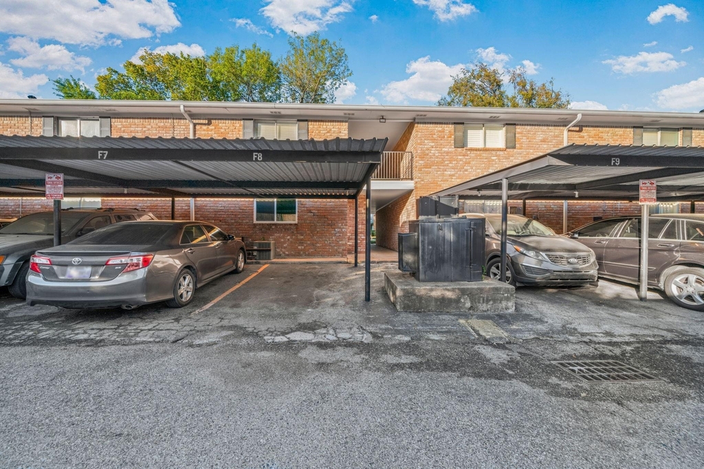14333 Memorial Drive - Photo 7