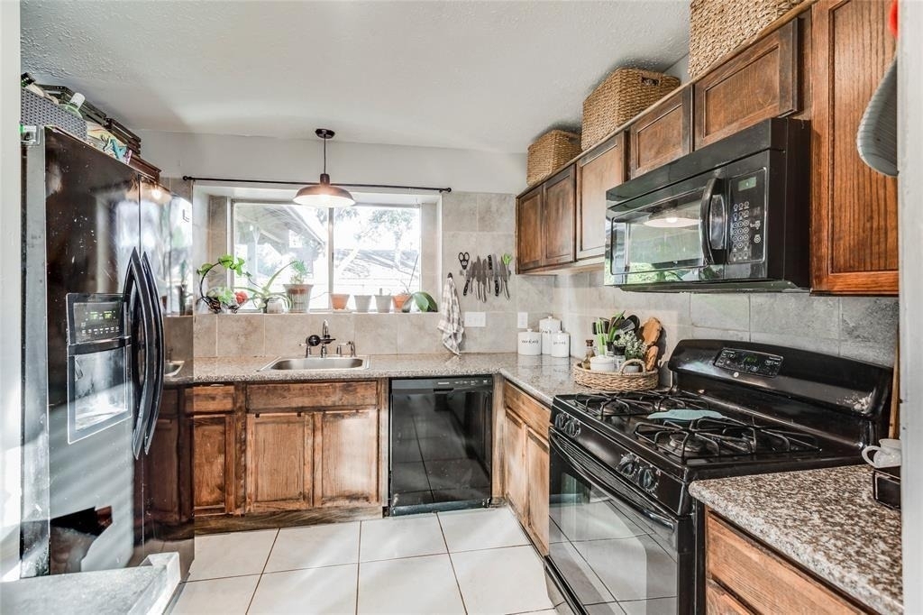 2618 Count Eric Drive - Photo 12