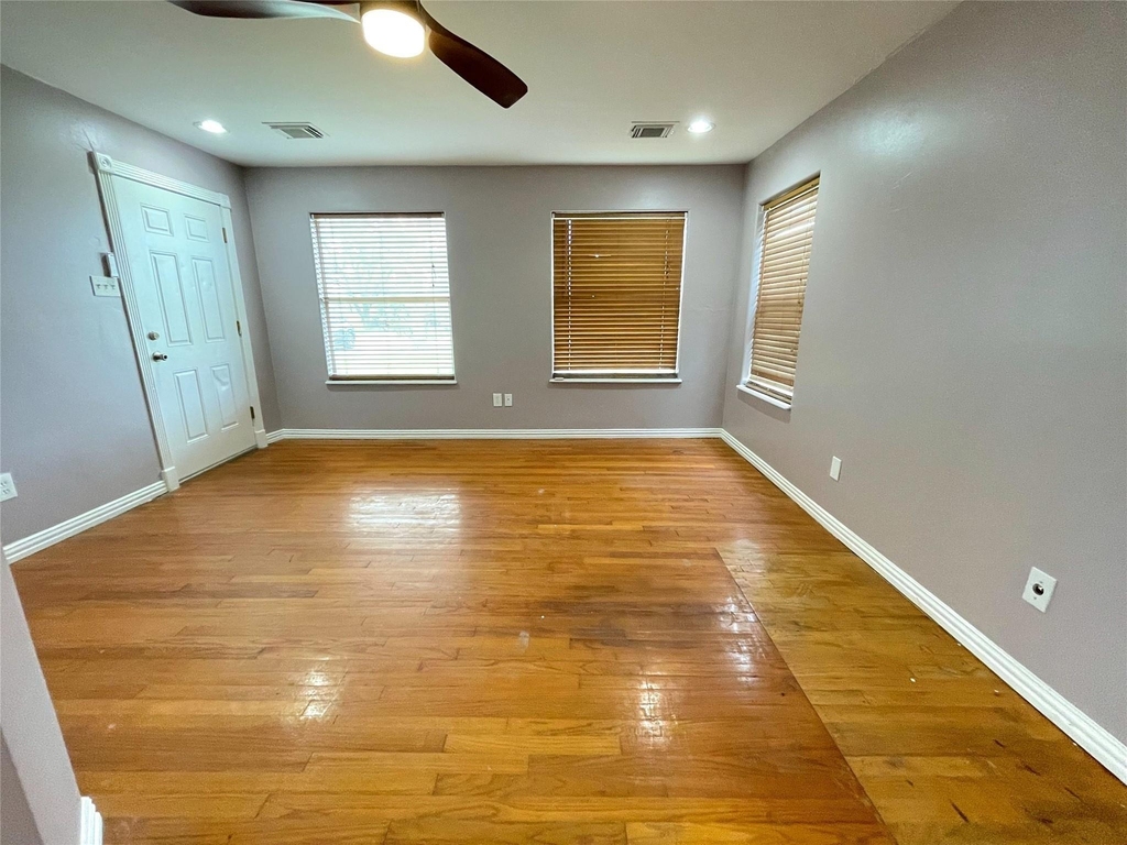7230 Sims Drive - Photo 7