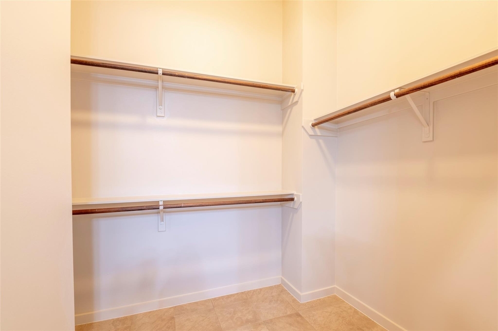 4040 Center Street - Photo 20