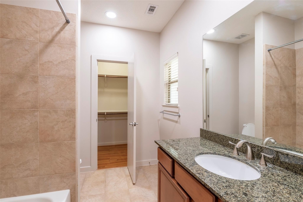 4040 Center Street - Photo 18