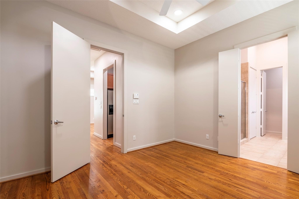 4040 Center Street - Photo 11