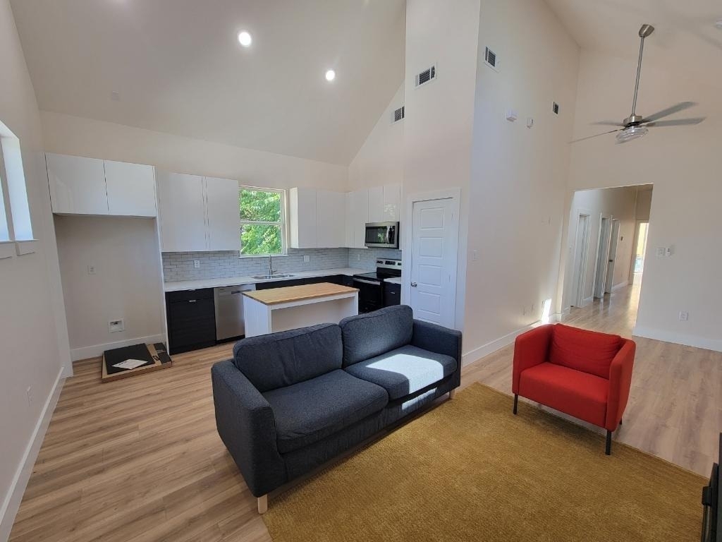 7614 Avenue L - Photo 3