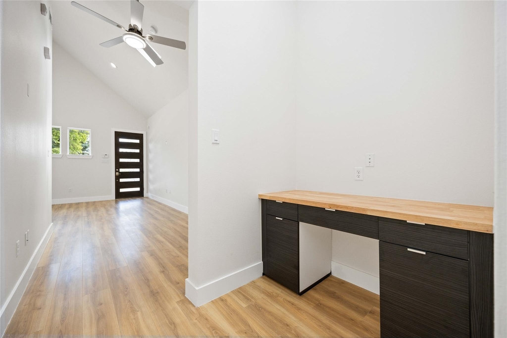 7614 Avenue L - Photo 13
