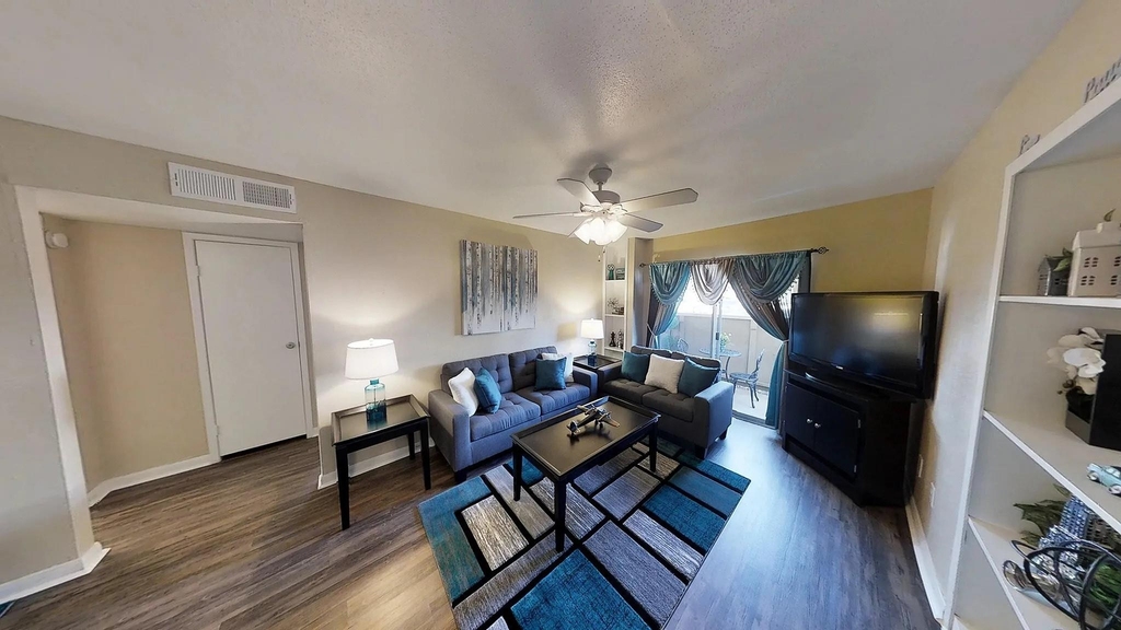 8455 Will Clayton Parkway - Photo 5
