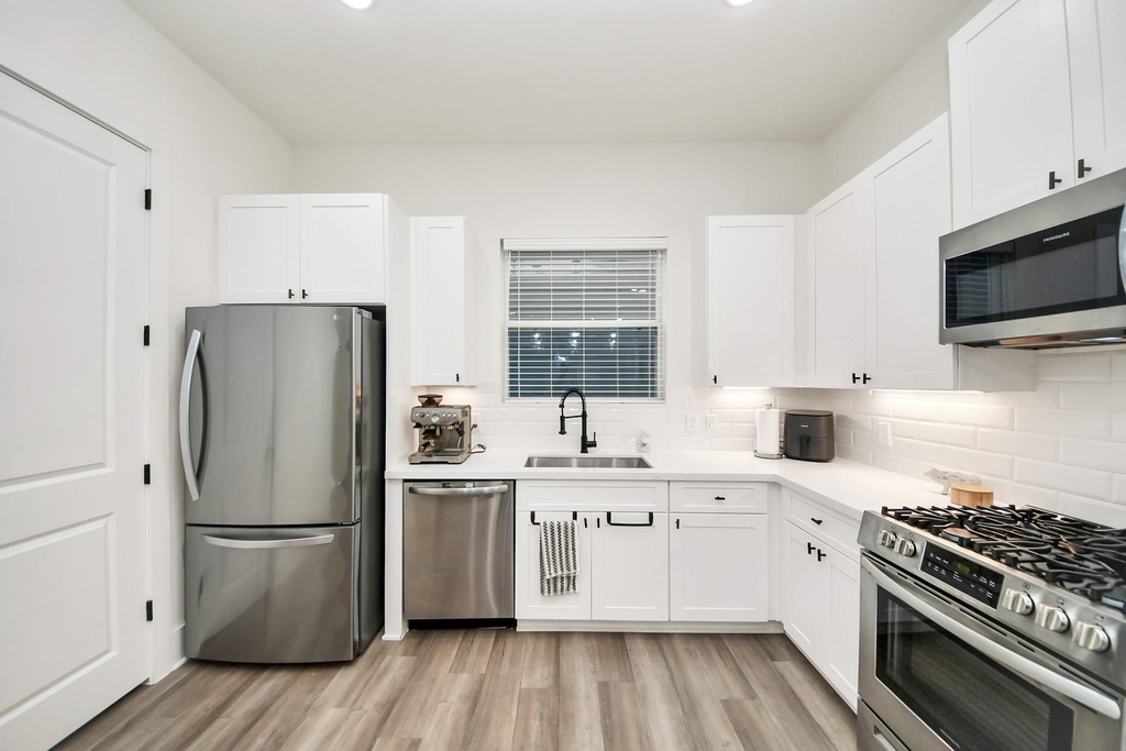 901 Lehman Street - Photo 15