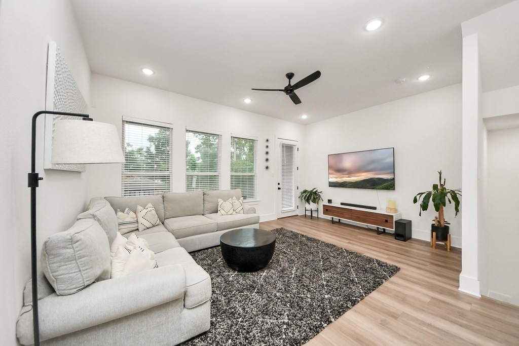901 Lehman Street - Photo 4