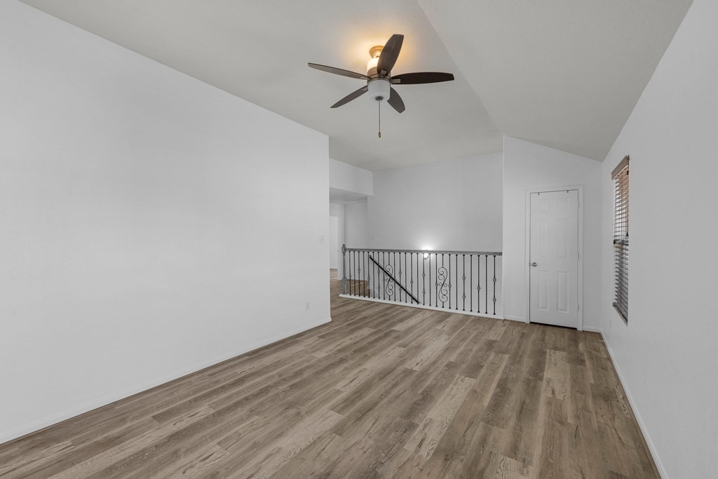 4810 Jarl Court - Photo 14