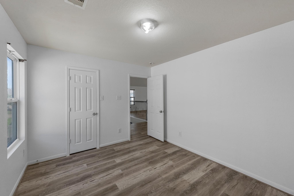 4810 Jarl Court - Photo 13