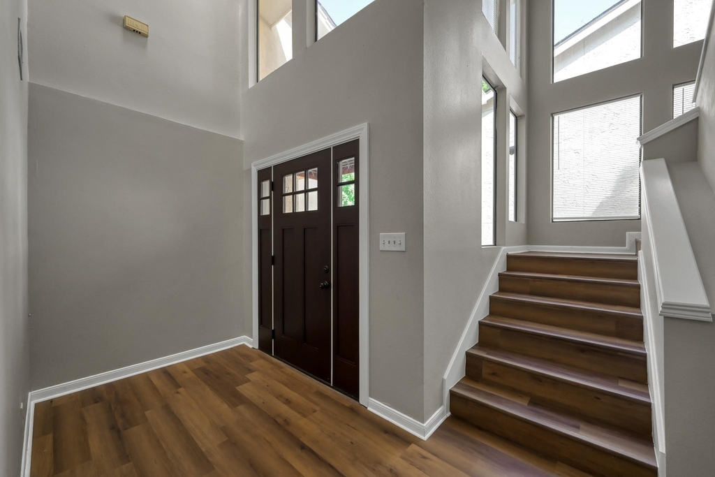 4 Waters Edge Street - Photo 2