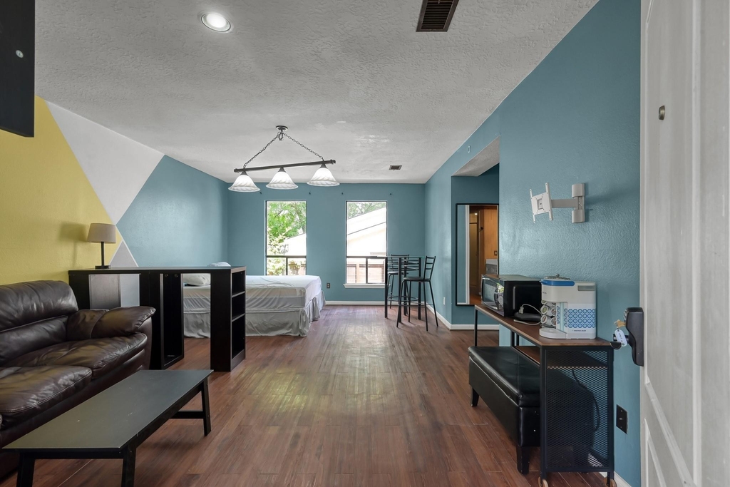 4 Waters Edge Street - Photo 18