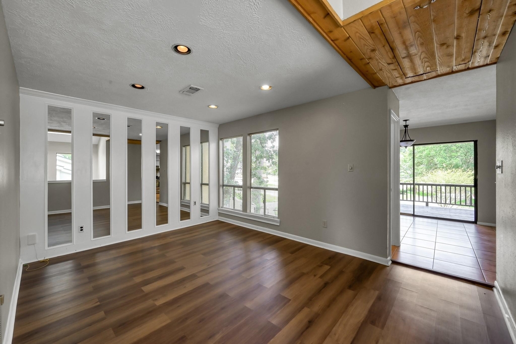 4 Waters Edge Street - Photo 12